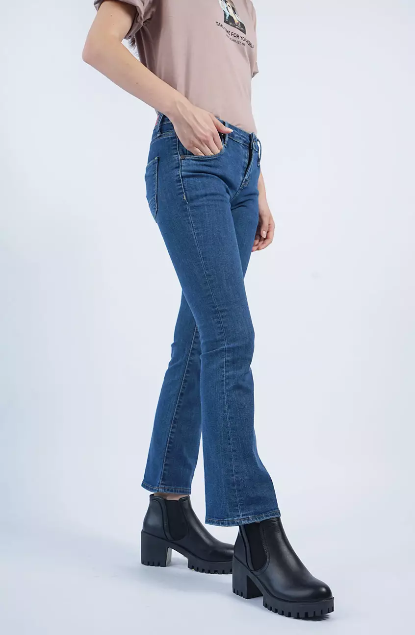 Celana Wanita Bootcut I1 Series Medium Blue