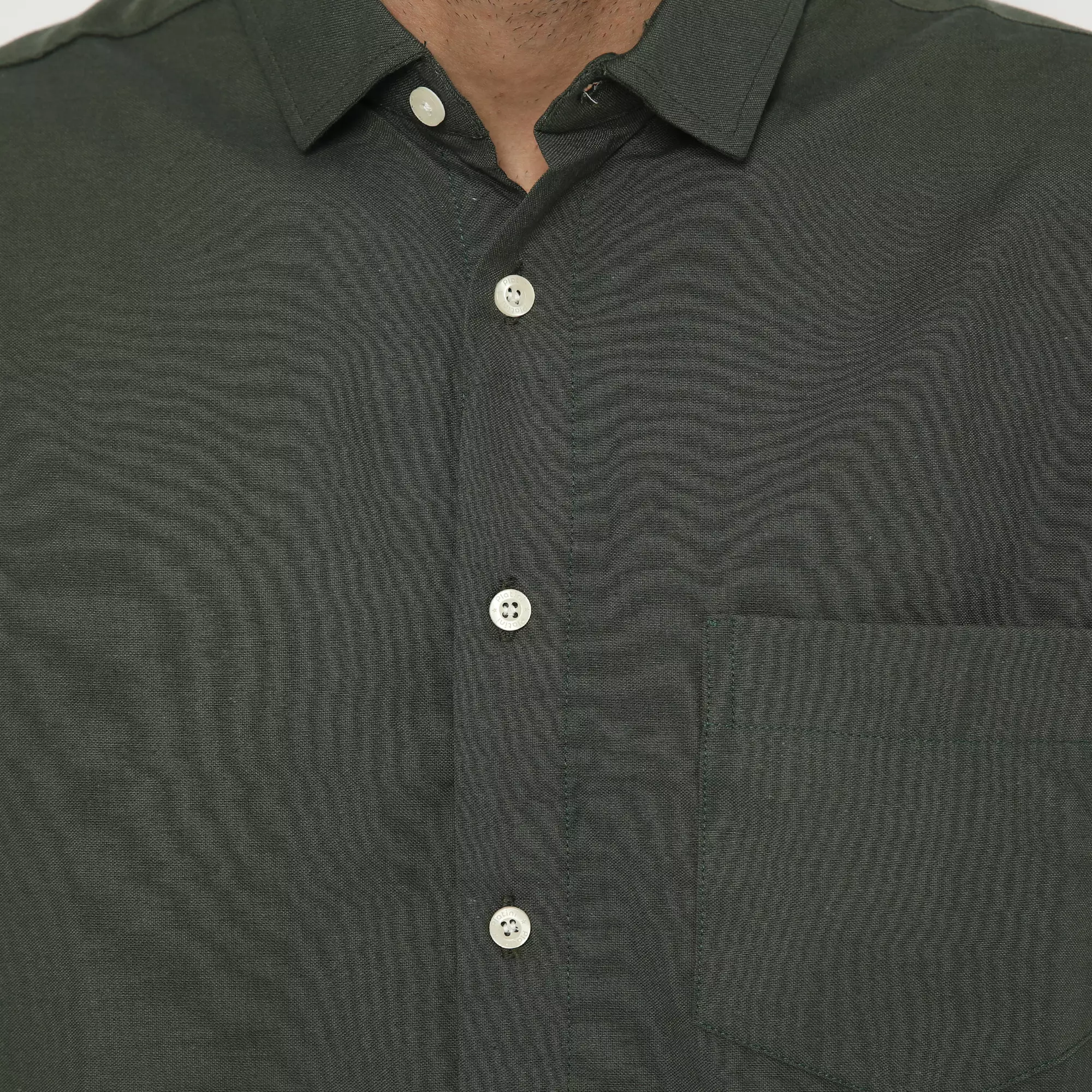 Platini Kemeja Pria Polos Lengan Pendek Katun Chambray Oxford 73317 Hijau Olive