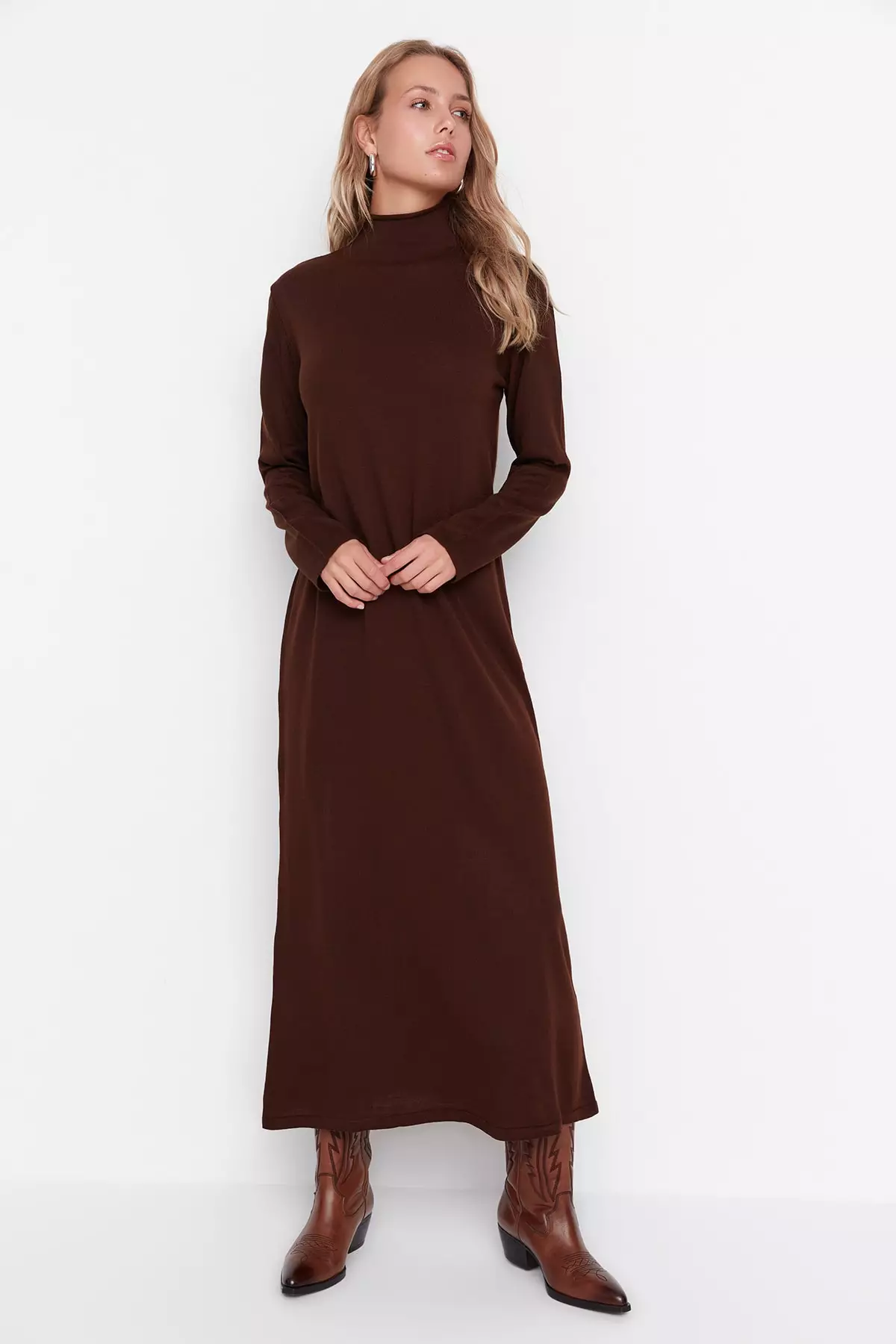 MODEST Turtleneck Sweater Dress