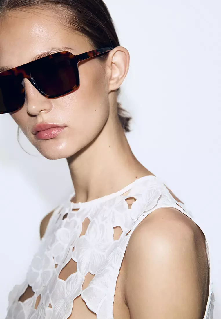Embroidered Broderie Anglaise Top