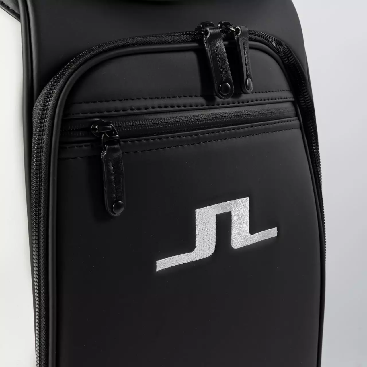Staff Golf Bag White/Black