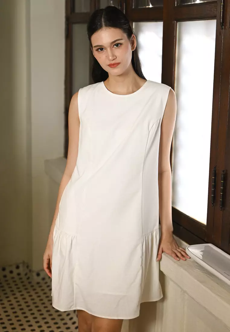 无袖连衣裙