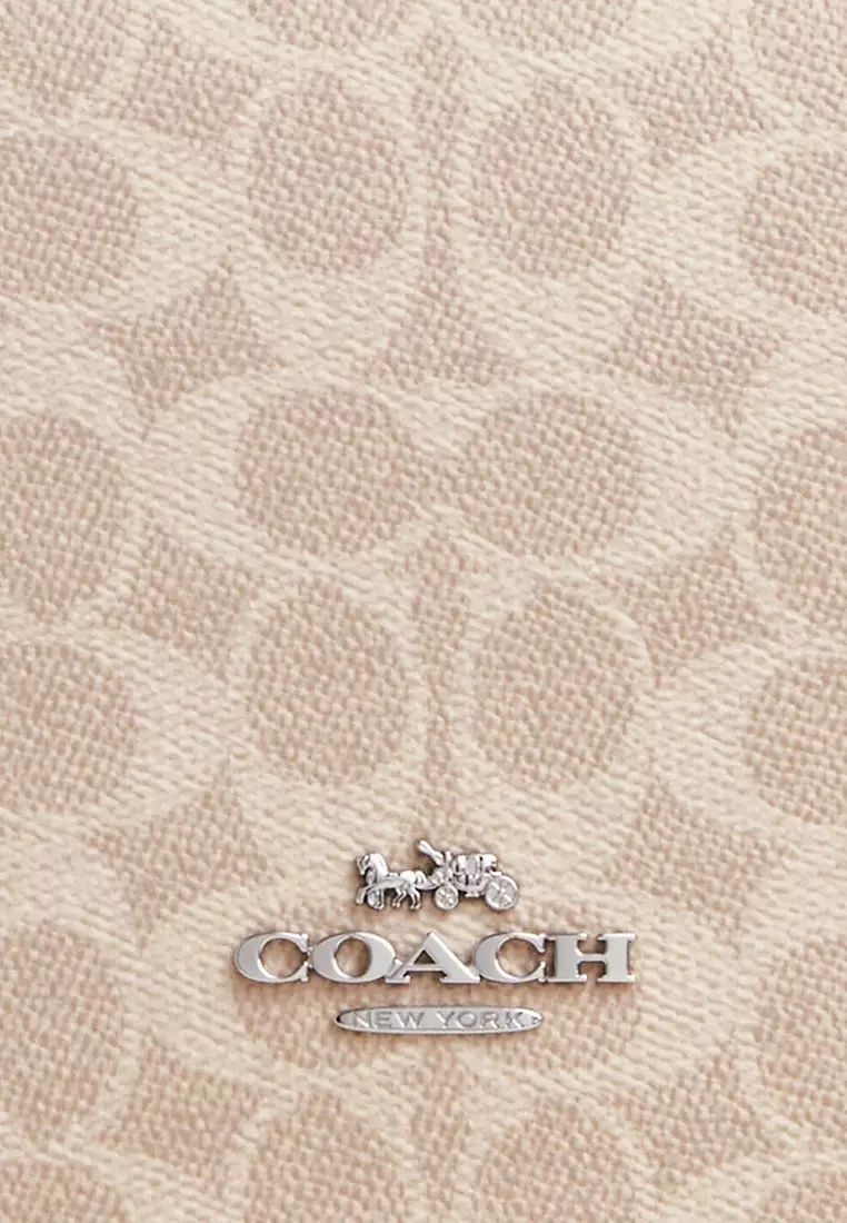 Quinn Bag In Signature Canvas - Sand/Taupe