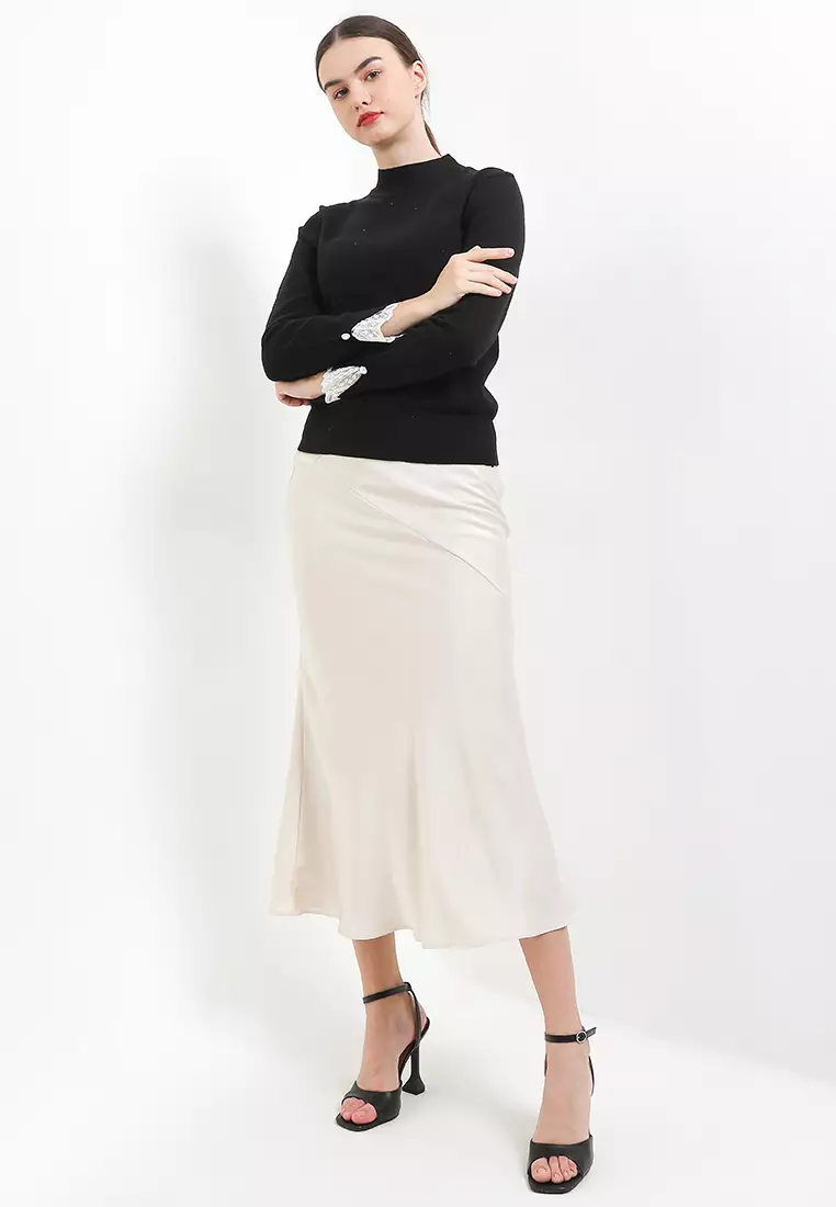 L/S Knit Blouse W/ Lace Trims On Sleeves