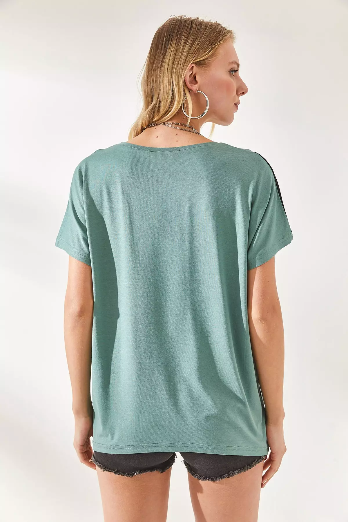 Women's Mint Green Color Blocked Bat Knitted Viscose Blouse Blz-19002283
