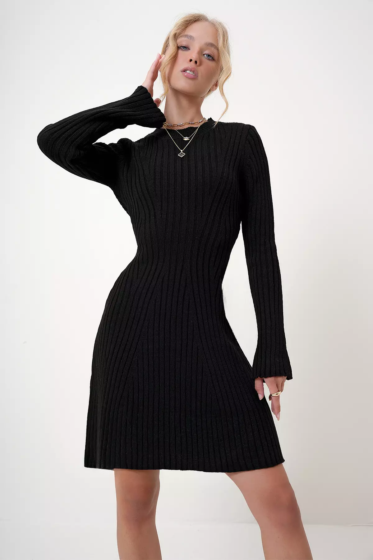 Crew Neck Knit Dress
