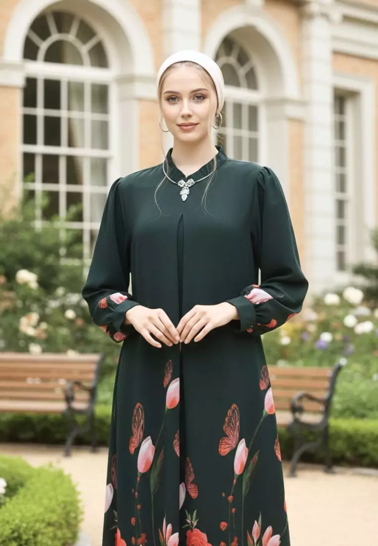 Mosleem Long Dress Floral Motif In Emerald Green By Brilliant Girl Warna HIJAU