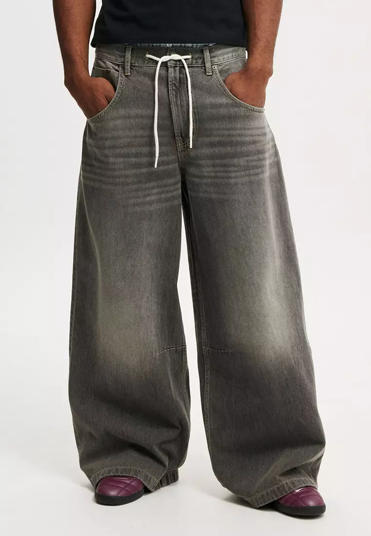 Buy Cotton On Y2K Super Wide Jeans 2026 Online | ZALORA
