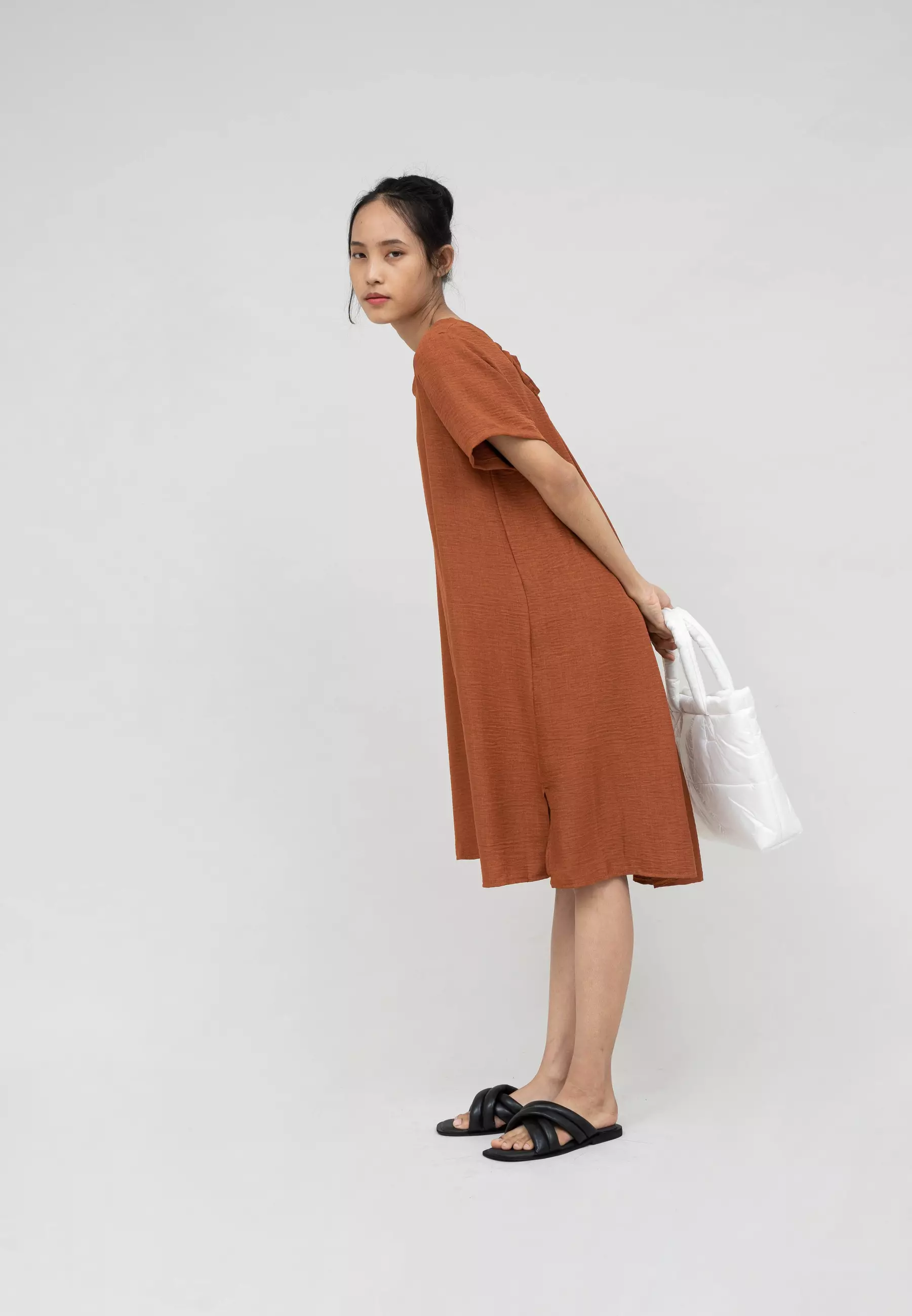Houseofcuff Magnolia Dress in Teracotta Dress Oversized Bahan Crinkle