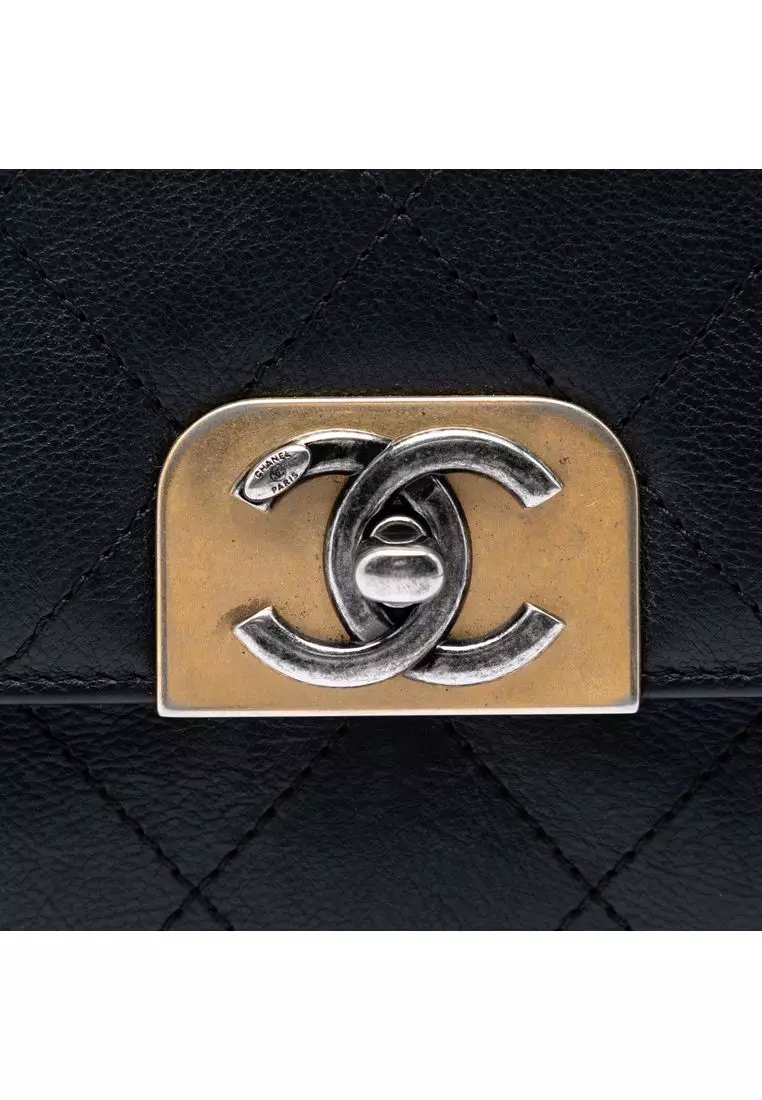 Pre-Loved Chanel Medium Quilted Calfskin Straight Lined Flap