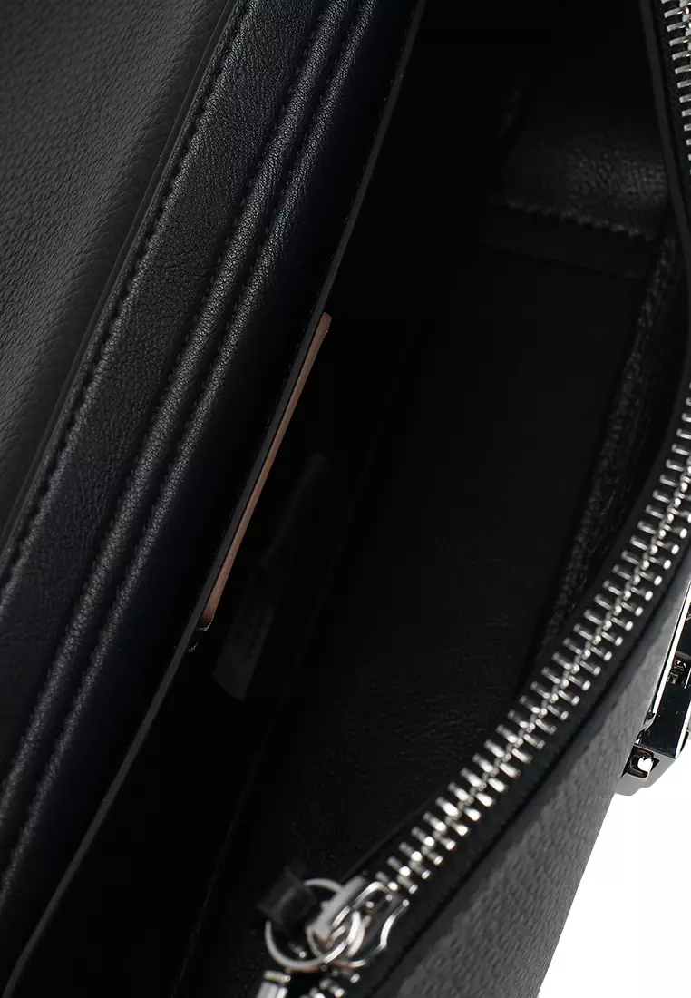 C-Me Lock Shoulder Bag