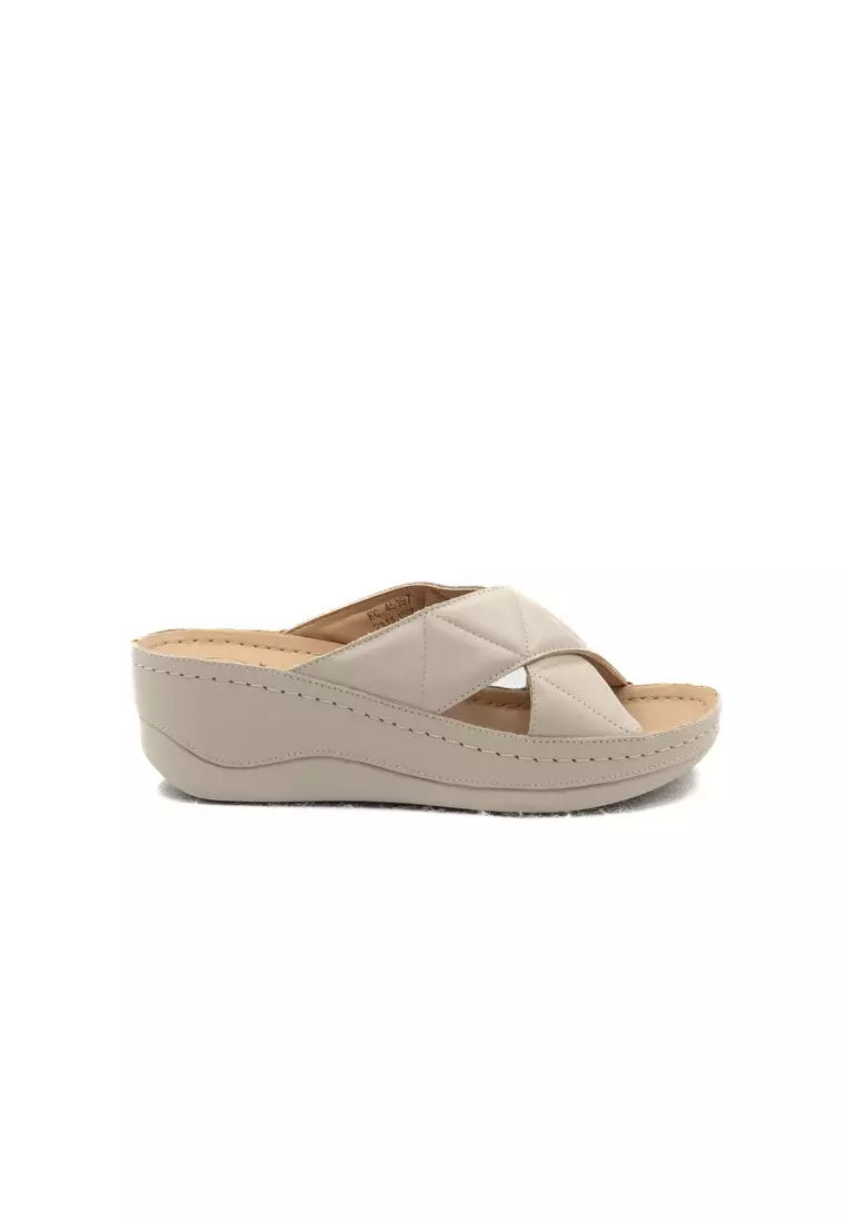 Hush online puppy wedges