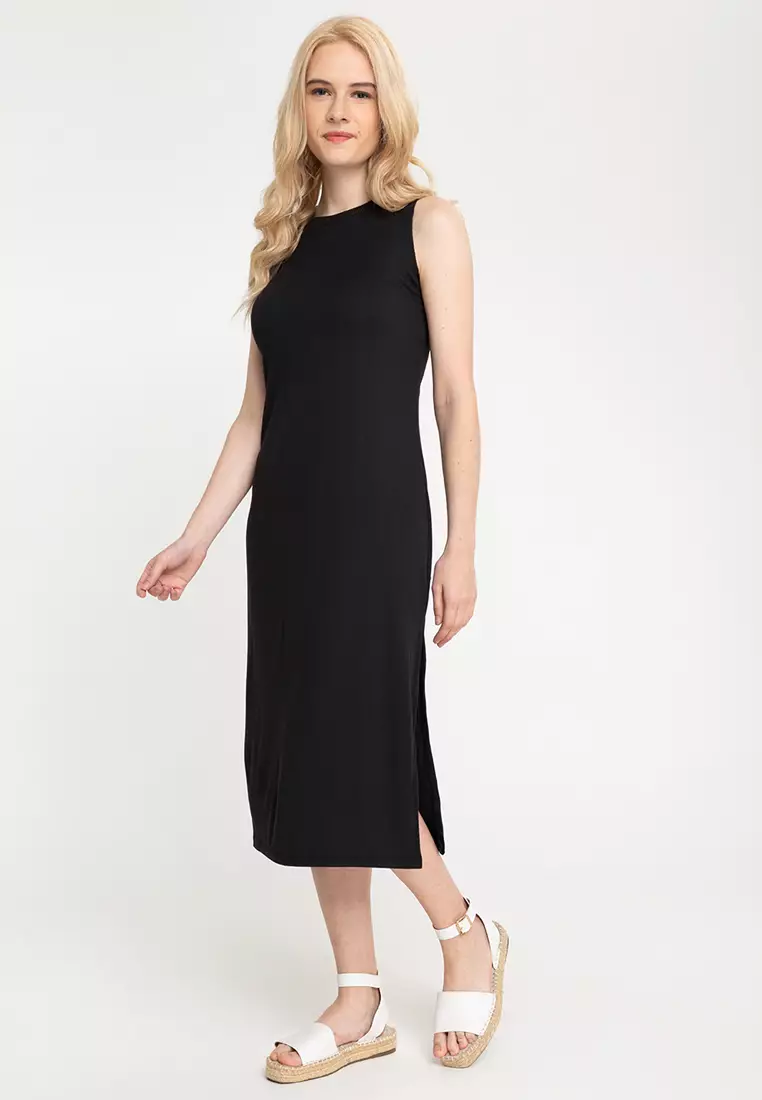 Plain black 2025 sleeveless dress