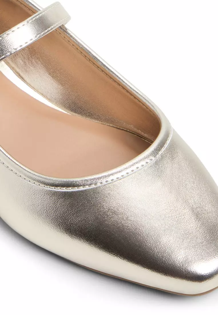 Janeyy Ballet Flats