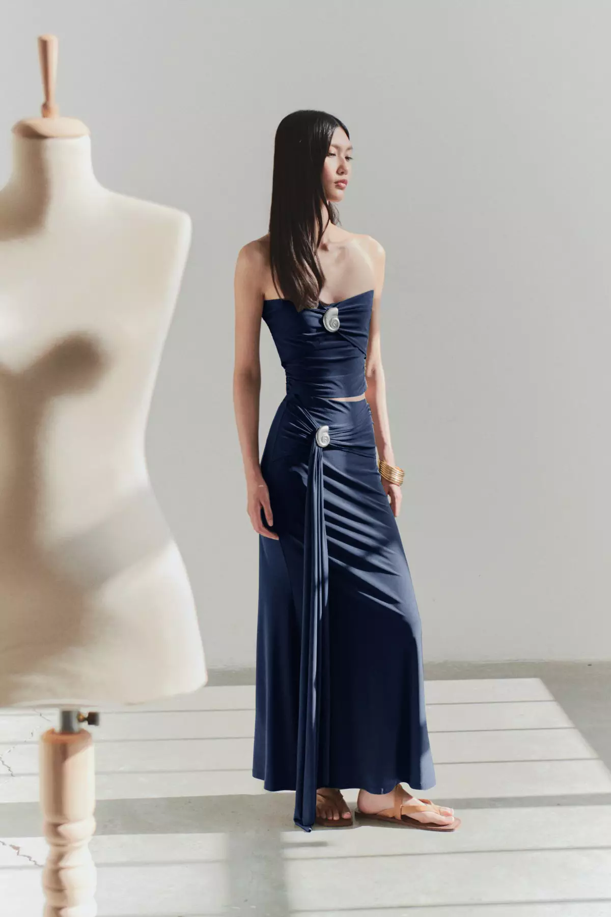 Limited Edition Navy Blue Body Fitting Accessory Detailed Knitted Long Skirt