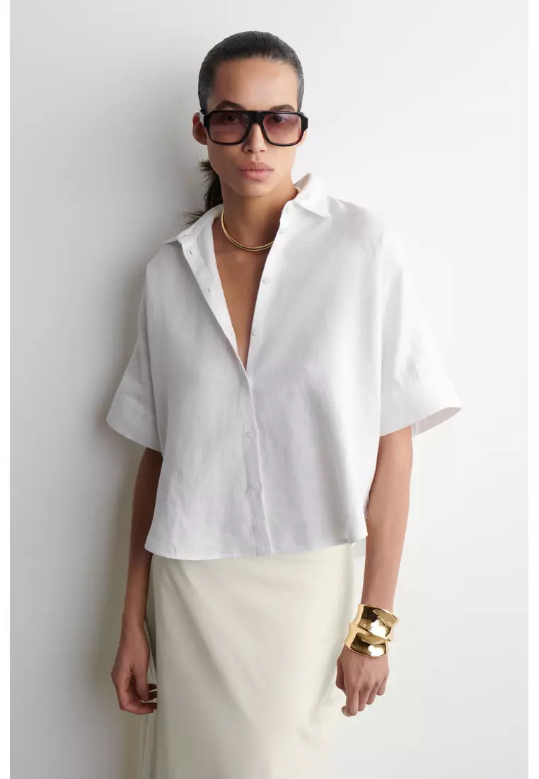 BOXY SHORT-SLEEVED LINEN SHIRT