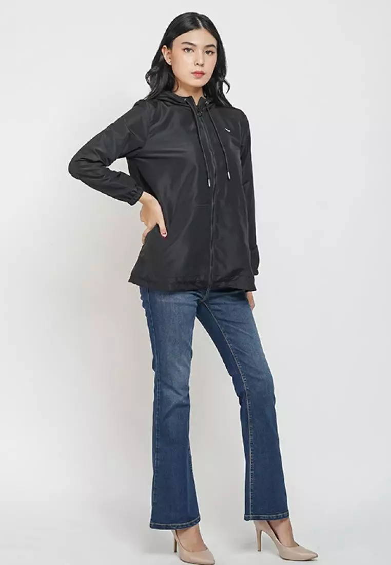 DUST Jaket Parasut Arla Hitam (D. 56152)