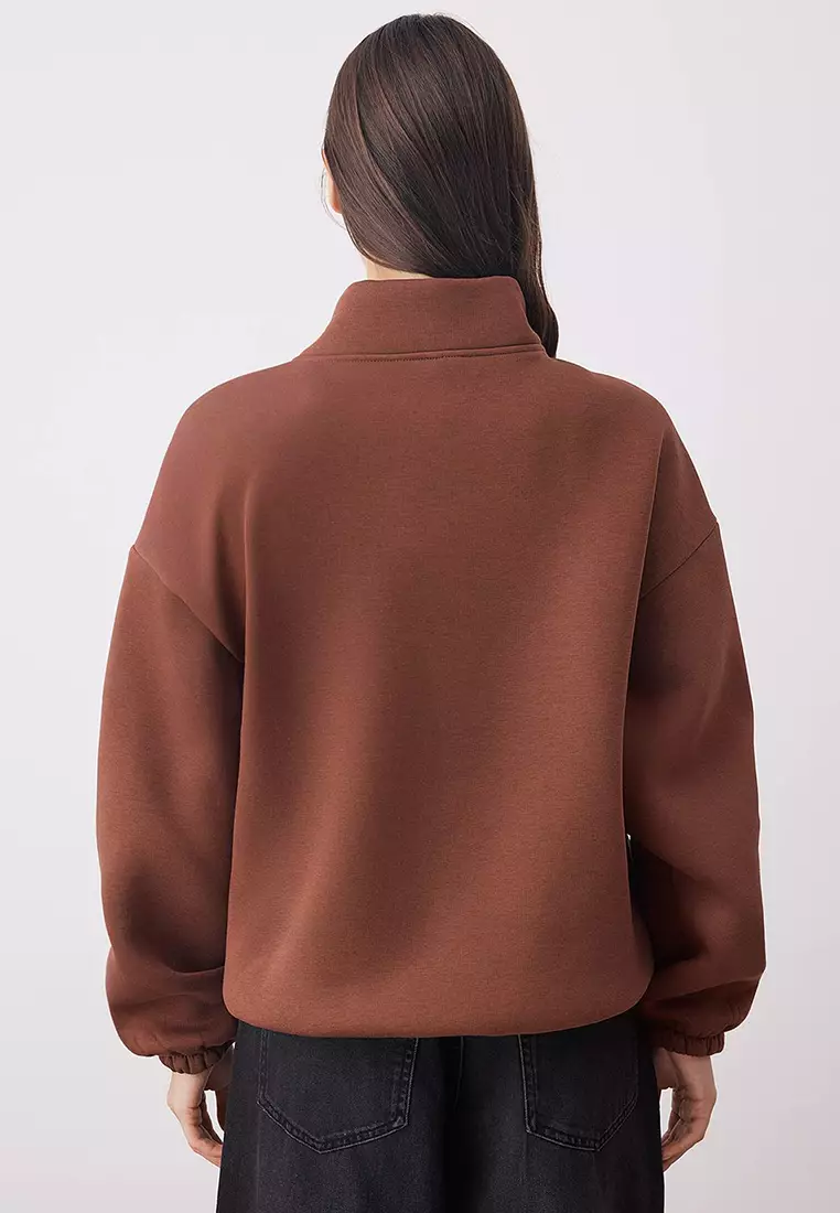 Brown Woven Garni Detailed Pocket Thick Polar Fleece Knitted Sweatshirt