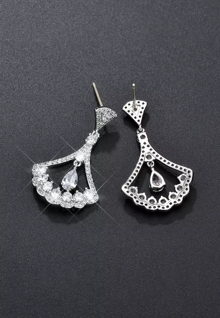 Anting Wanita Berlian Korea Elegan Perhiasan Cewek Original Anti Pudar COD