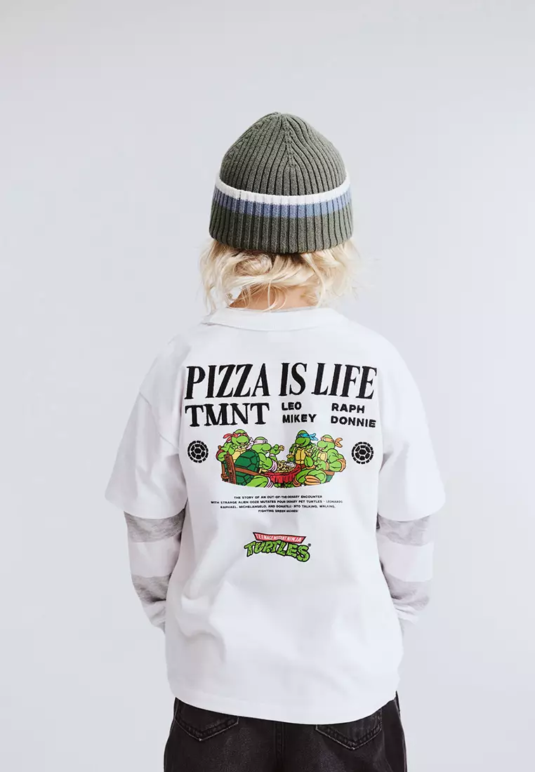 Licensed Drop Shoulder Short Sleeves Tee