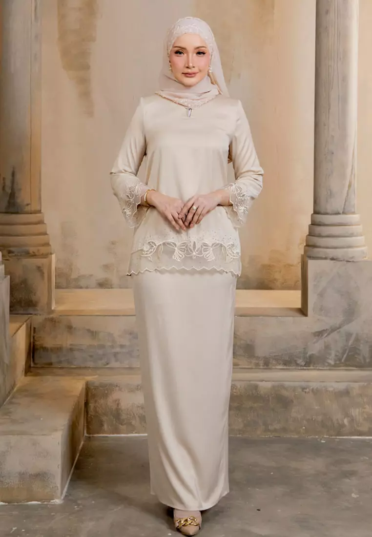 亮片蕾丝香槟色马来套装