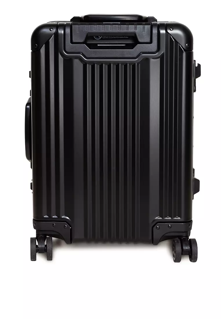 Aluminum Series 1510-48 Black Luggage