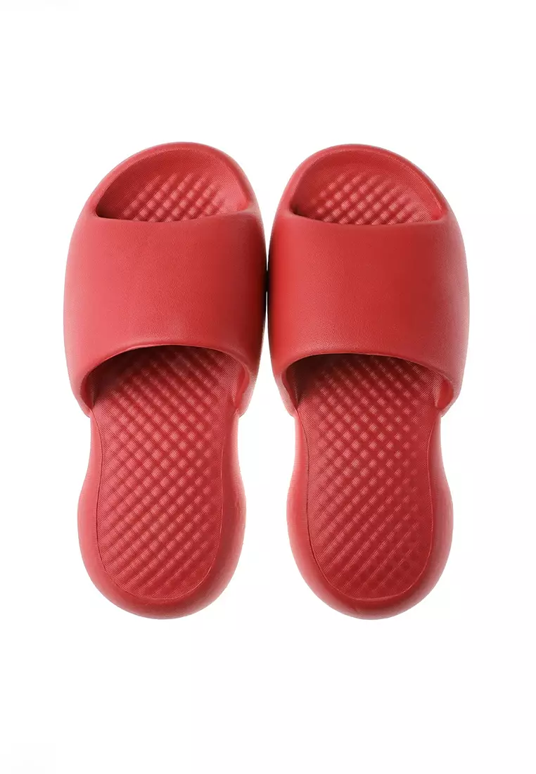 Red sale nike slippers