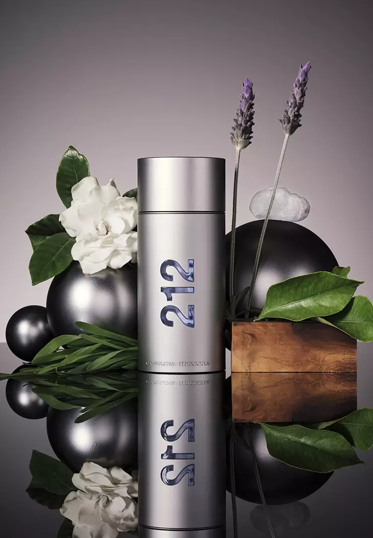 Buy Carolina Herrera 212 NYC MEN Eau de Toilette 50ml 2025 Online