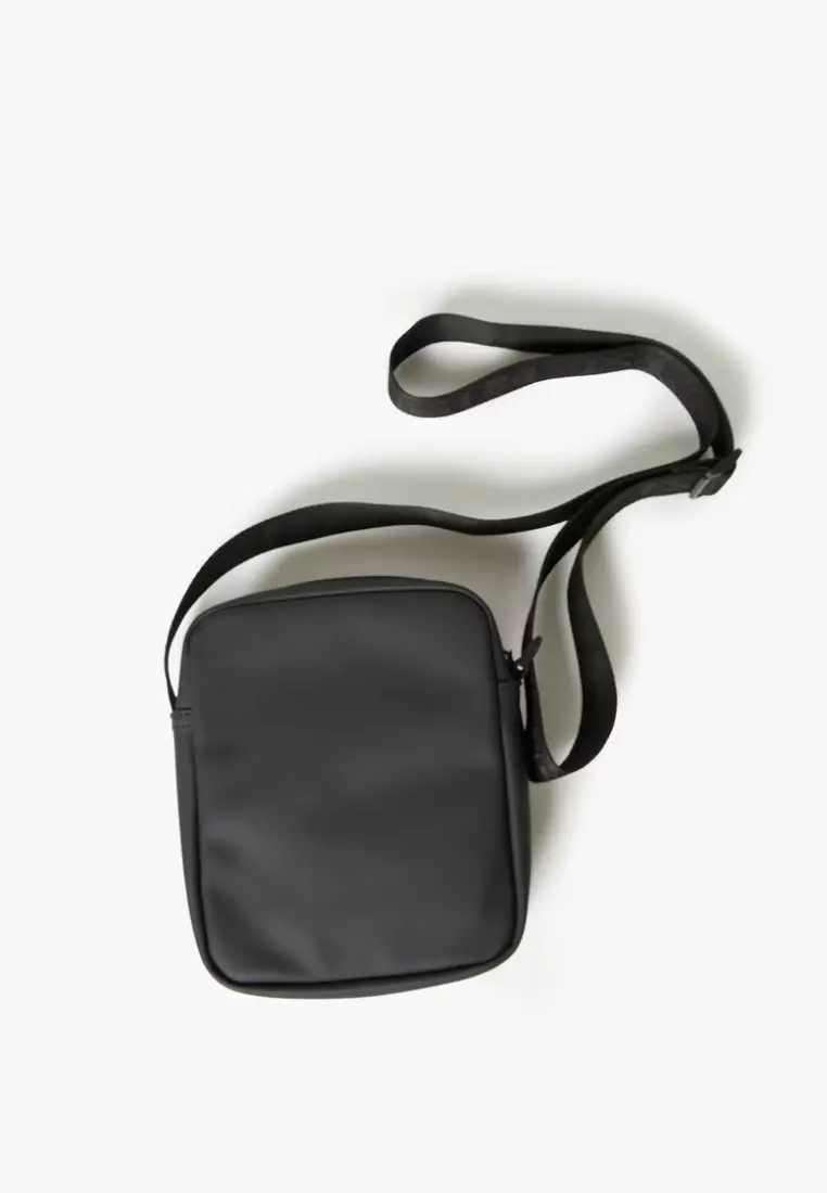 Black fanny pack forever 21 sales