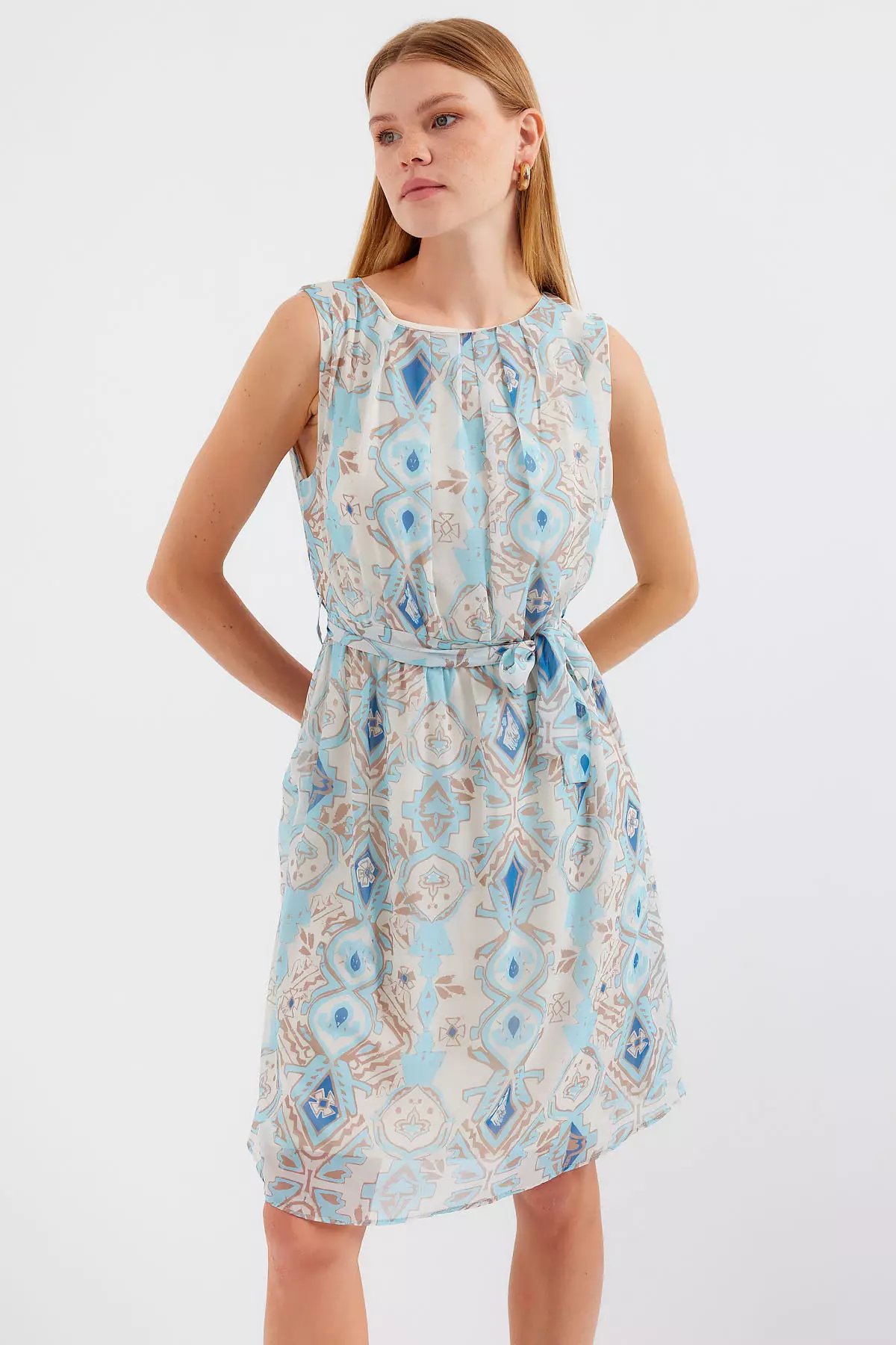 Sleeveless Chiffon Dress