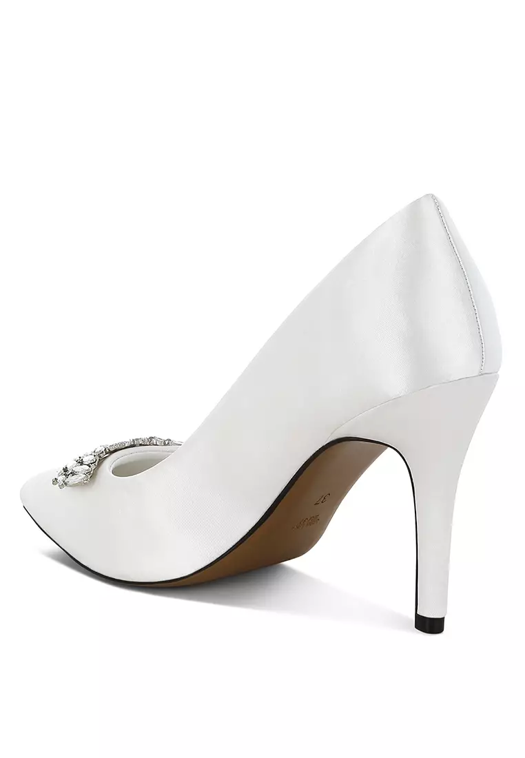 Bros Berlian Imitasi Detail Satin Pumps Warna Putih