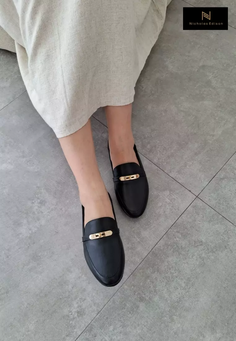 Nicholas Edison Flat Hera Black