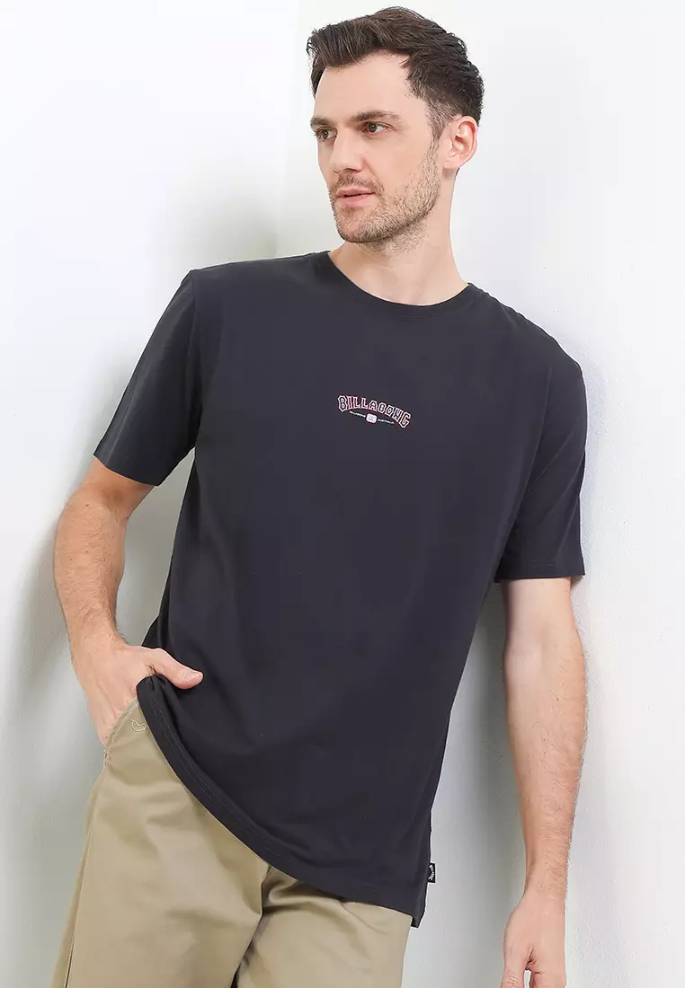 Chrome Arch Regular Short Sleeve Tee