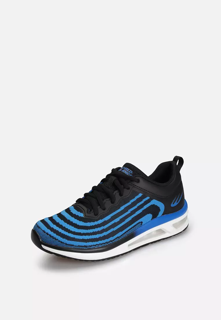 World balance black running shoes hotsell
