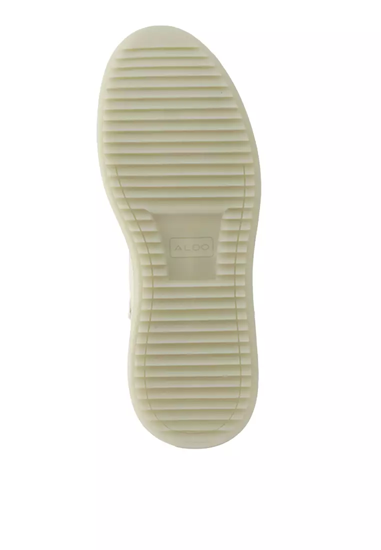 Strato Hi-Top Sneakers