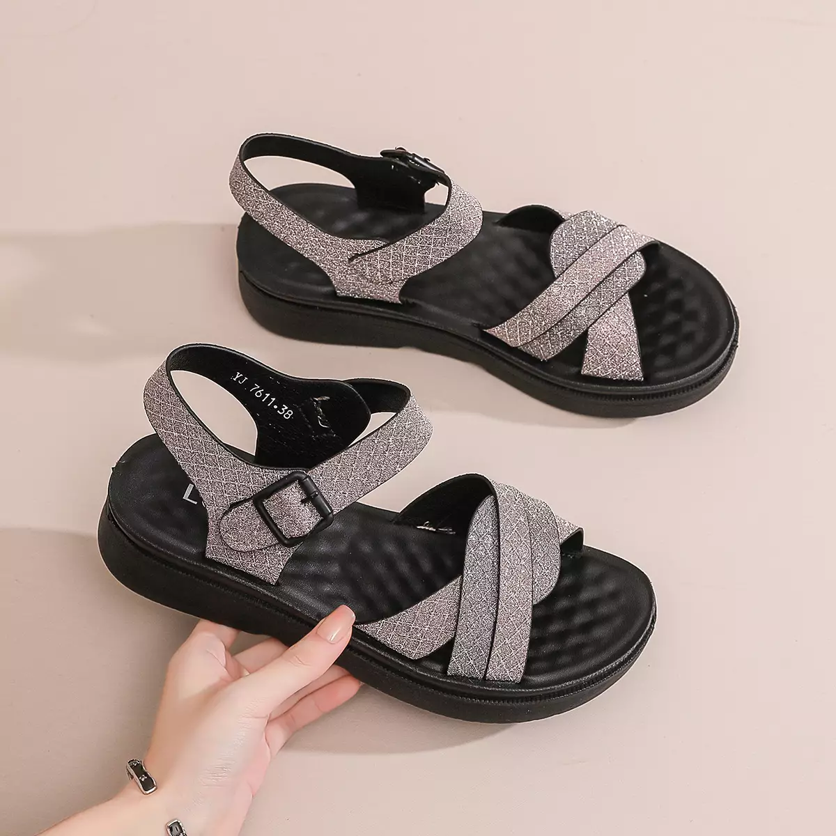 Sepatu Sandal Slip On Wanita Sendal Hangout Cewek YJ7611