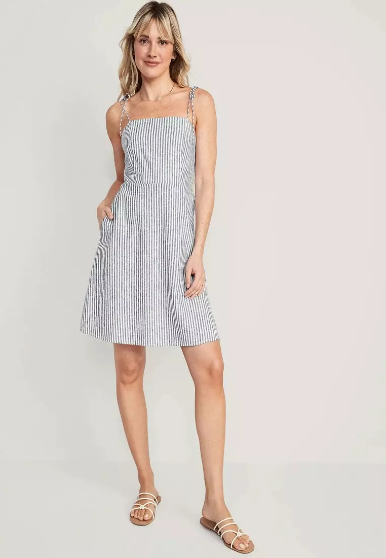 Old navy blue and white striped dress sale