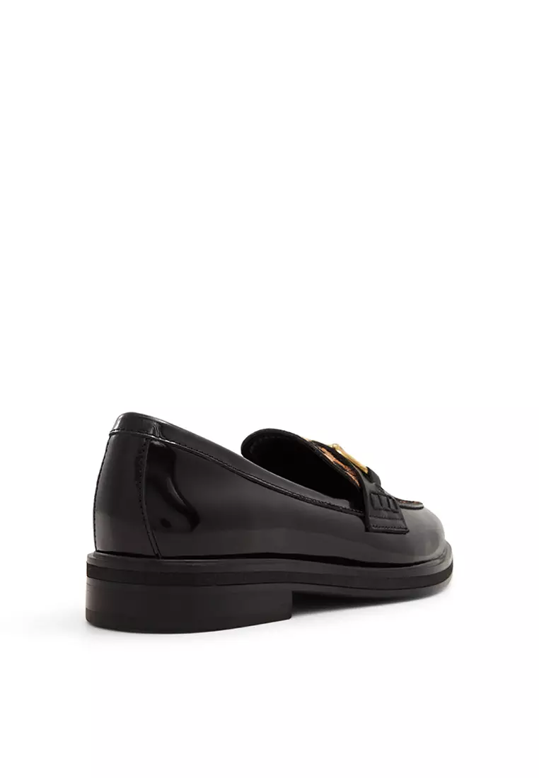 Bissom Loafers