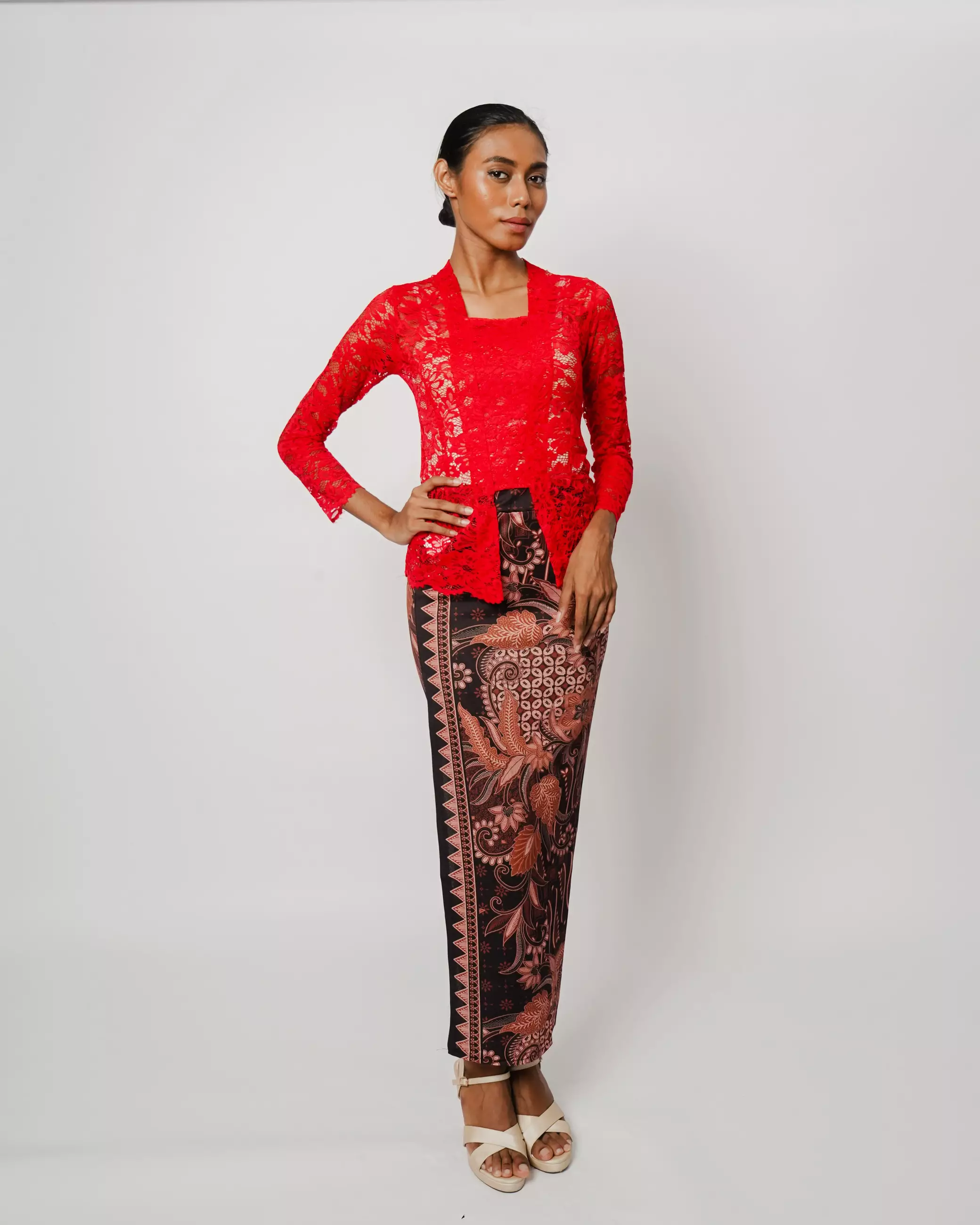 KEBAYA BALI RED