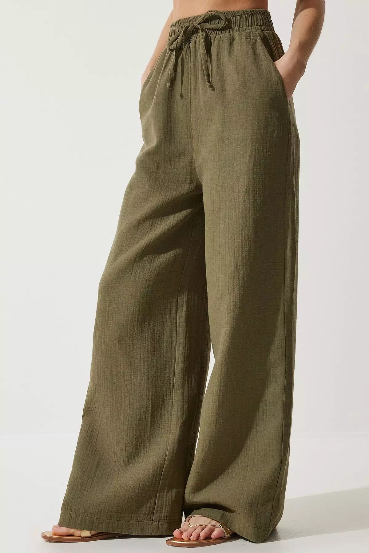 Textured Wide Leg Pants