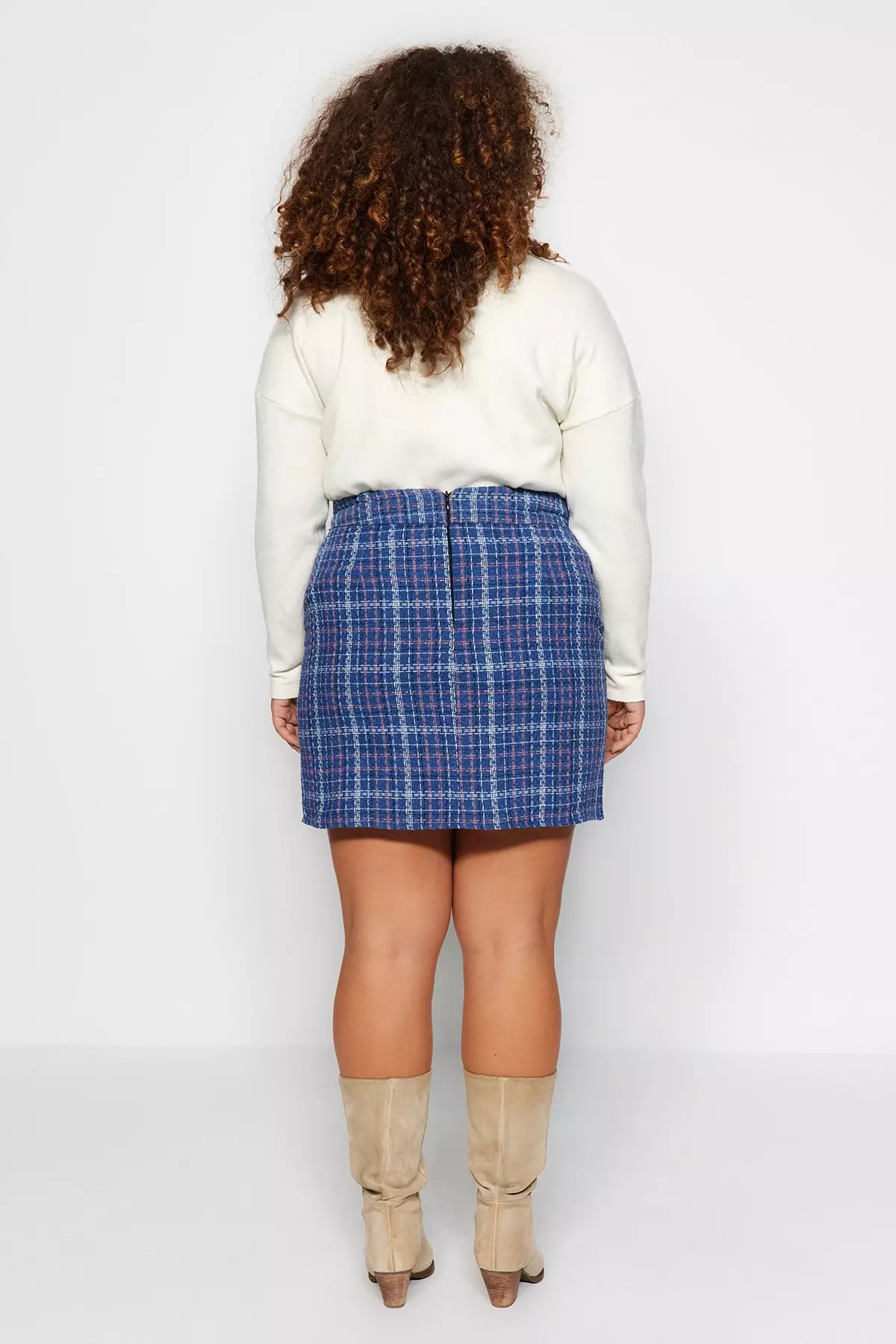 Plus size blue outlet plaid skirt