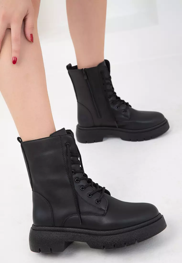 Women's Black Boots - 1995 Model Bootie