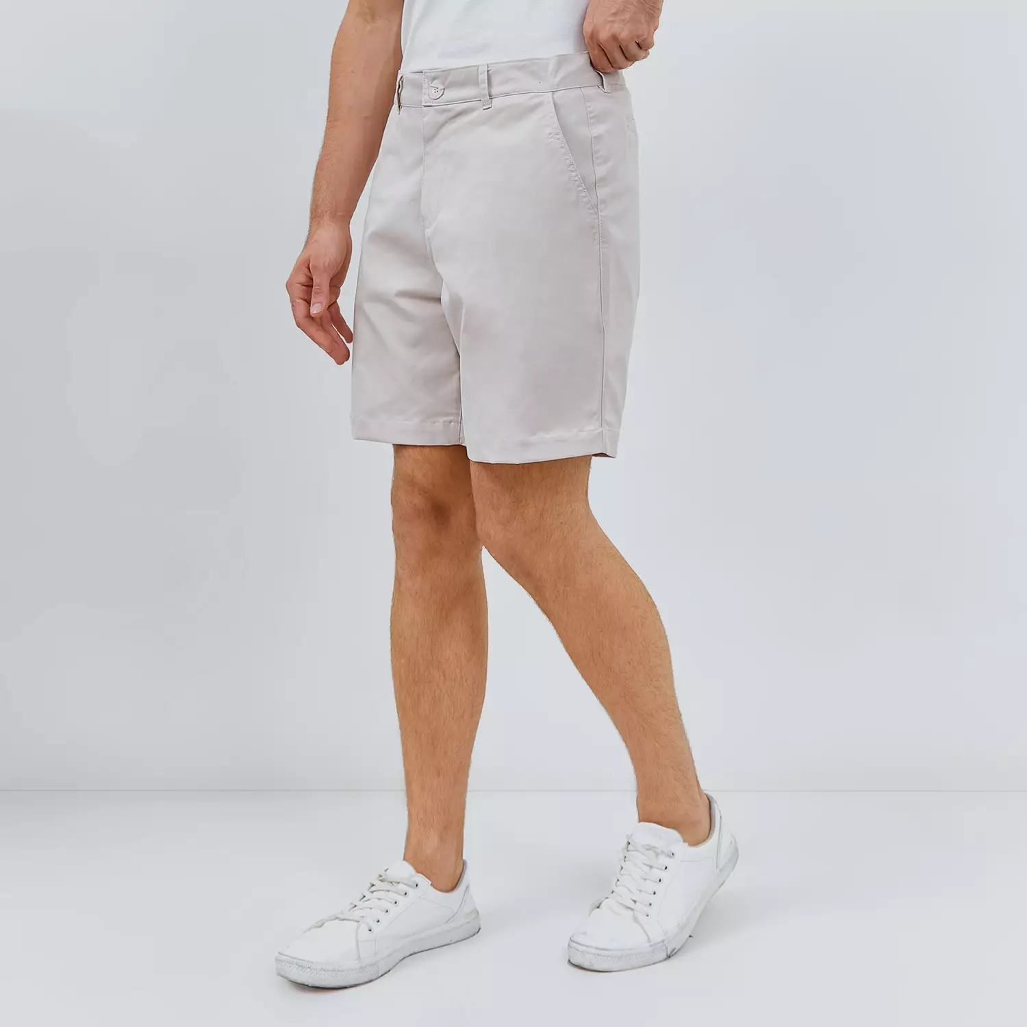 Paulmay Celana Chino Pria Pendek Reguler Fit - Cream