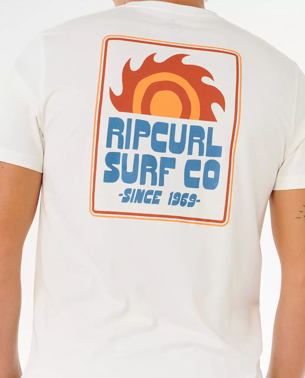 Jual Rip Curl Rip Curl Men Pacific Rinse Sunrise Standard Tee - Bone ...