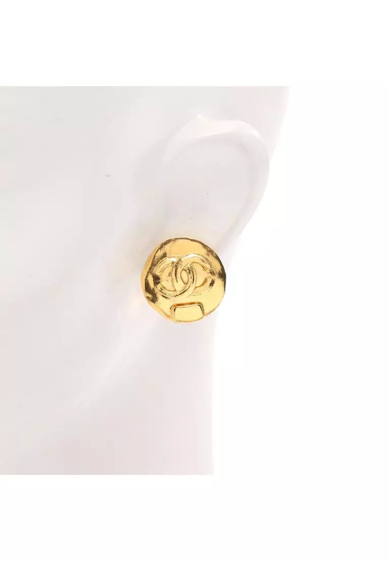 Pre-Loved Chanel Cc Gold Plated Round Clip On Earrings