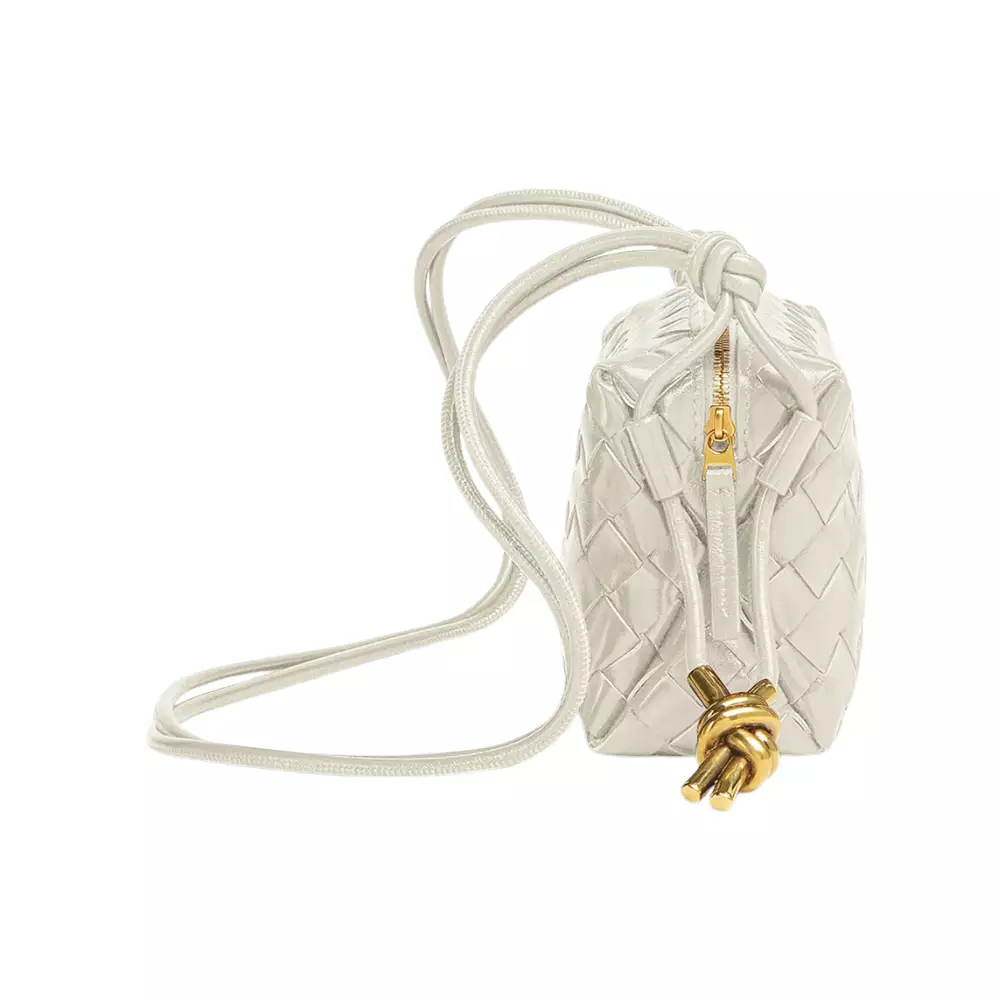 [4.4PRIL KEJUTAN HARGA] Mini Loop Metal Knots Crossbody Bag Bone Ghw