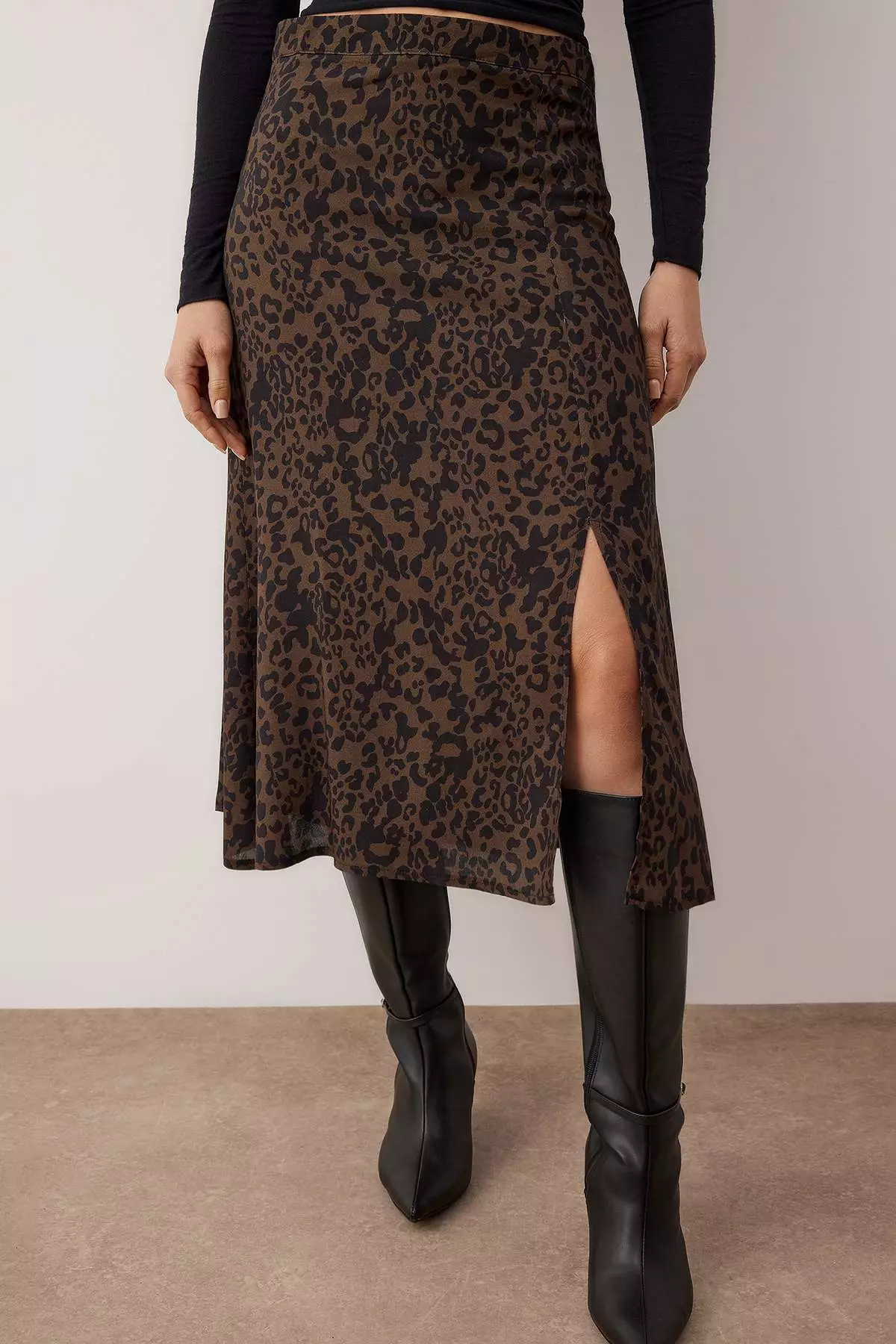 More Sustainable Brown Slit Detailed Leopard Patterned Midi Woven Skirt Twoss2Et23