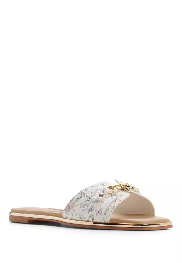 Alamassi Sandals