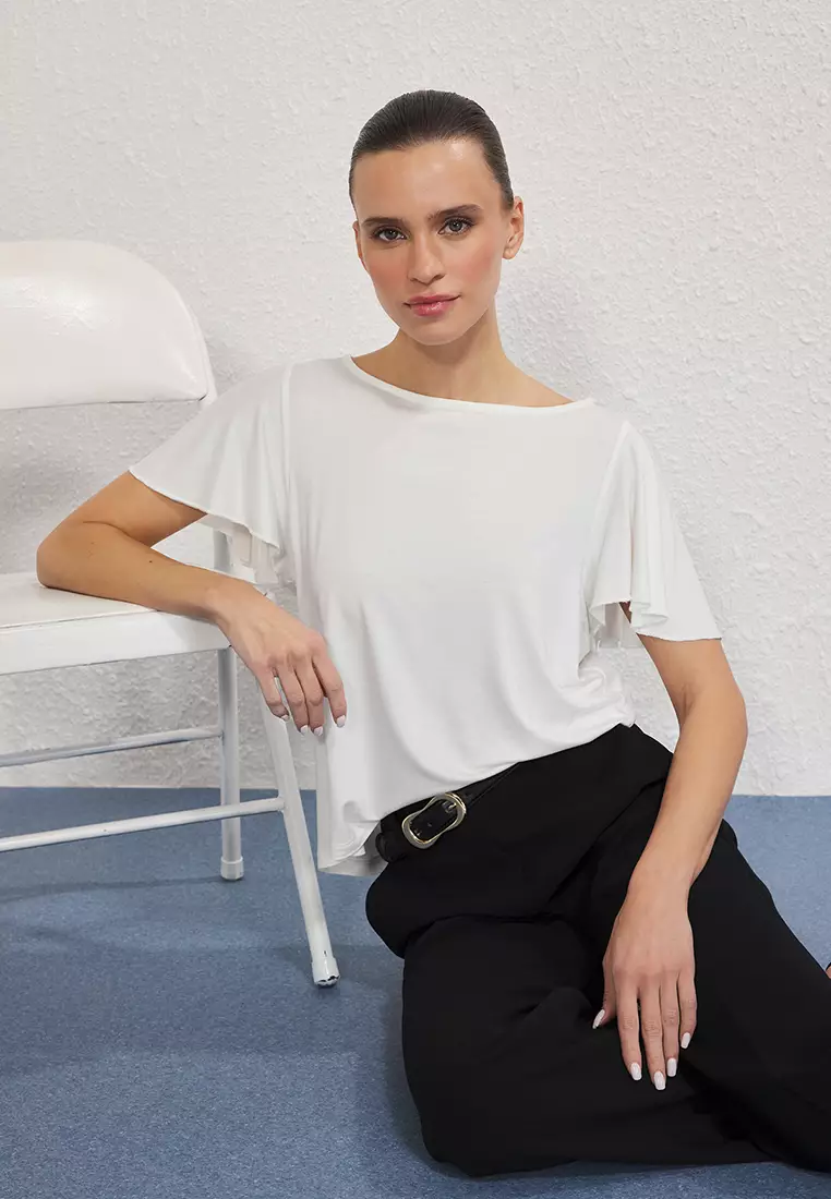 Ecru Viscose Contents Handles Ruffled Flowy Knitted Blouse TWOSS25BZ00516