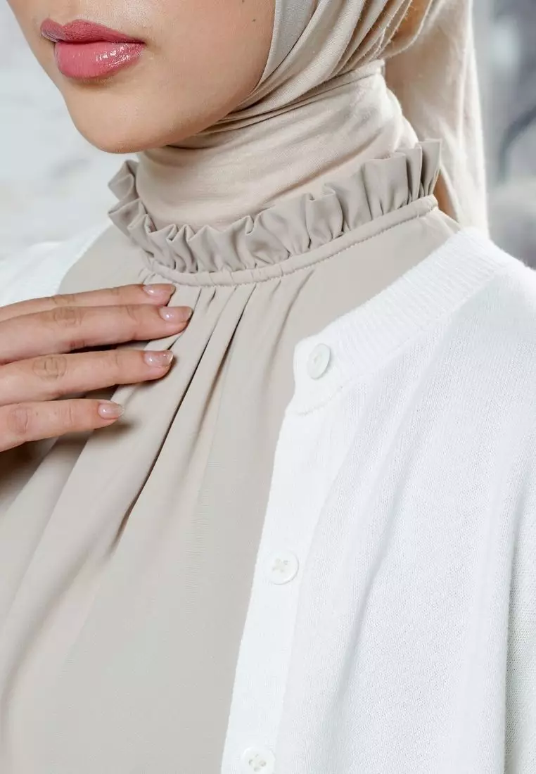 CELY Blouse Sleeveless Sand - Atasan Wanita Wudhu Friendly - Bahan Soft Polyester